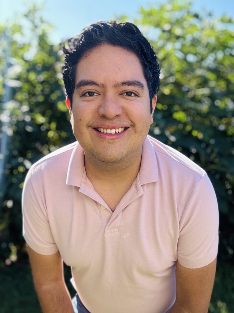 Antonio Alanis Headshot